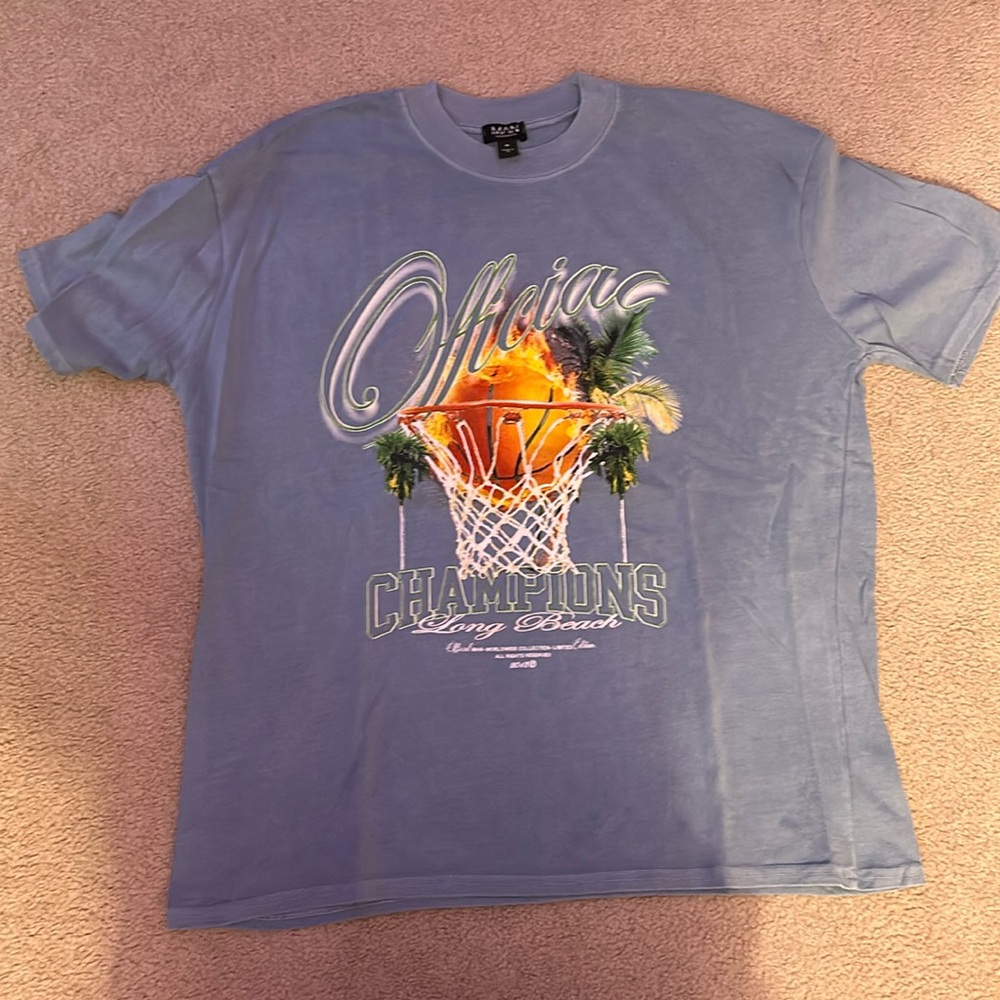 BoohooMAN light blue oversized graphic t shirt men’s size medium